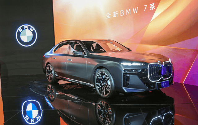 燃油車價格戰白熱化,外資巨頭反擊,國產新能源能否穩住江湖地位?