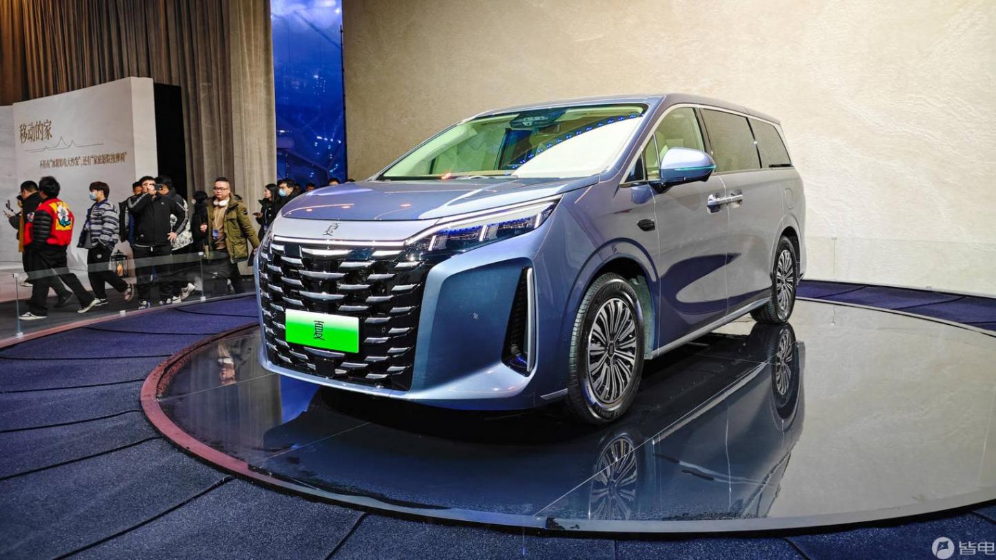 24.98萬元起售,比亞迪夏正式上市,標配云輦-C和高階智駕