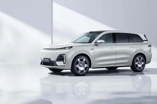 30萬級的國產頂級SUV,一只手數不過來了?