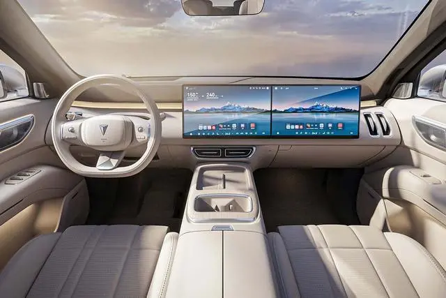 30萬級的國產頂級SUV,一只手數不過來了?