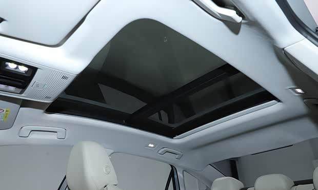 一汽-大眾速騰L正式發(fā)布:軸距加長 設(shè)計全面革新