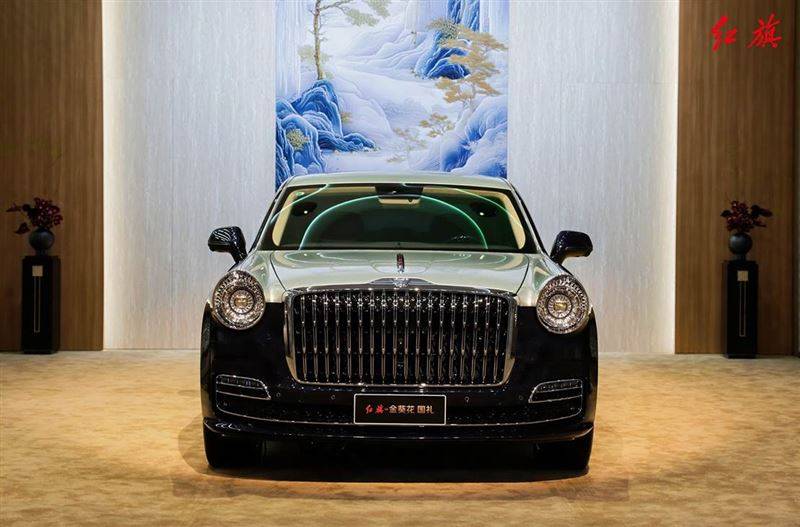 第七屆一汽紅旗嘉年華盛大啟幕 好車+好價(jià) “紅”動(dòng)汽車城