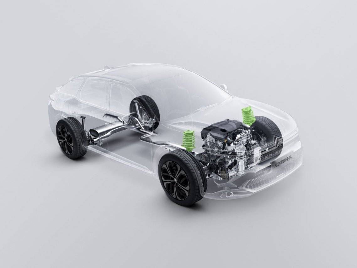 凡爾賽C5 X硬核實(shí)力面對太陽輻射隔絕能力、高溫空氣質(zhì)量、高速爆胎考驗(yàn)