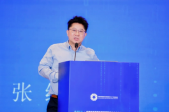 安徽省新能源及智能網(wǎng)聯(lián)汽車產(chǎn)業(yè)發(fā)展協(xié)會論壇成功召開 新汽車 新安徽丨安徽省新能源及智能網(wǎng)聯(lián)汽車產(chǎn)業(yè)發(fā)展協(xié)會成立大會暨“新汽車 新安徽”2025智能網(wǎng)聯(lián)汽車產(chǎn)業(yè)發(fā)展論壇成功召開