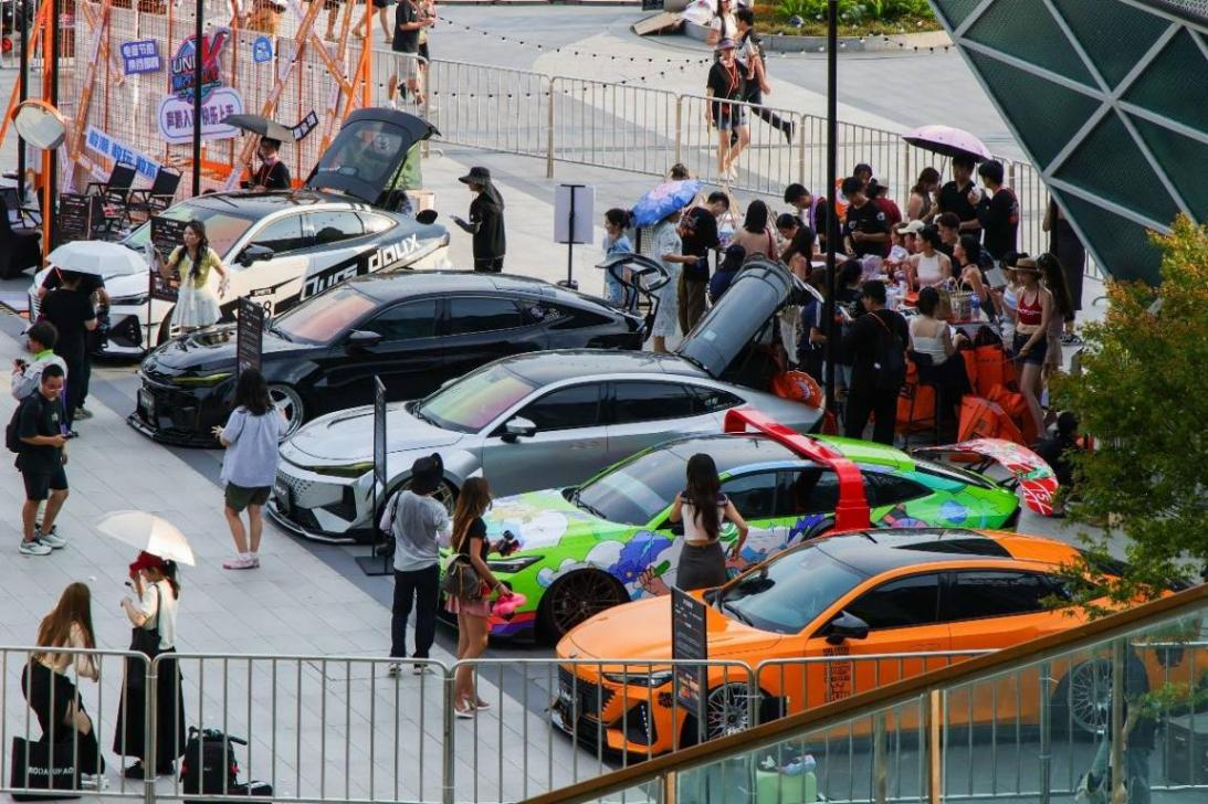 配置拉滿,長(zhǎng)安第三代UNI-V 9.79萬(wàn)元起售