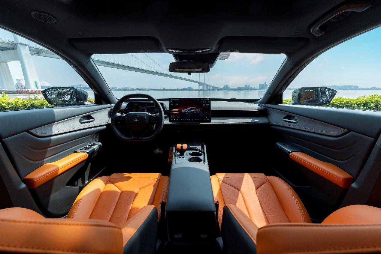 長安第三代UNI-V到手9.79萬元起,你還選同級合資?