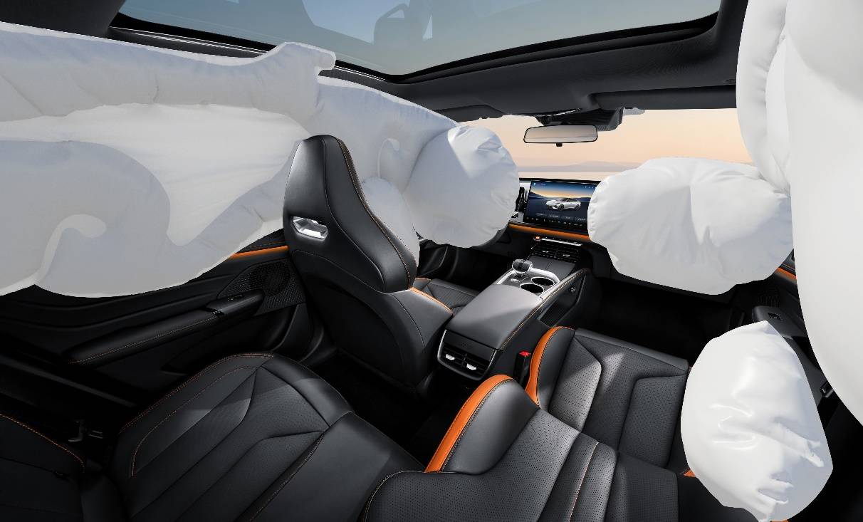 長安第三代UNI-V到手9.79萬元起,你還選同級合資?