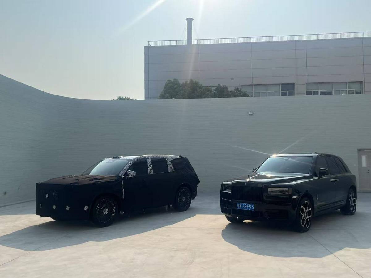 嵐圖用兩張前臉照,攪動了8月的汽車圈