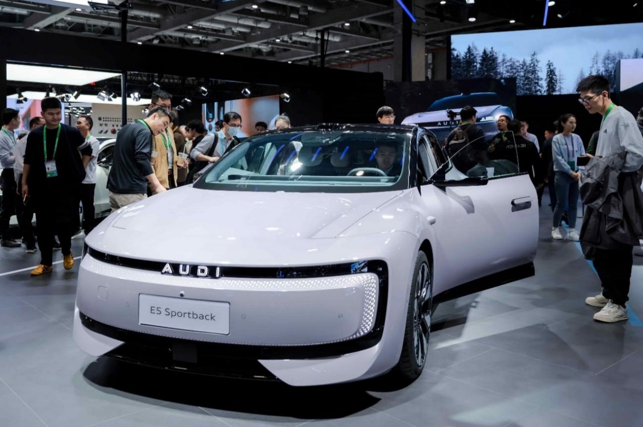 再赴進博之約|大眾汽車集團前沿科技點亮出行未來 再赴進博之約|大眾汽車集團前沿科技點亮出行未來